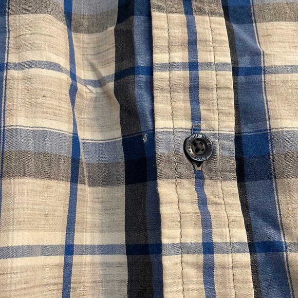 Prana button down - Picture 2 of 4